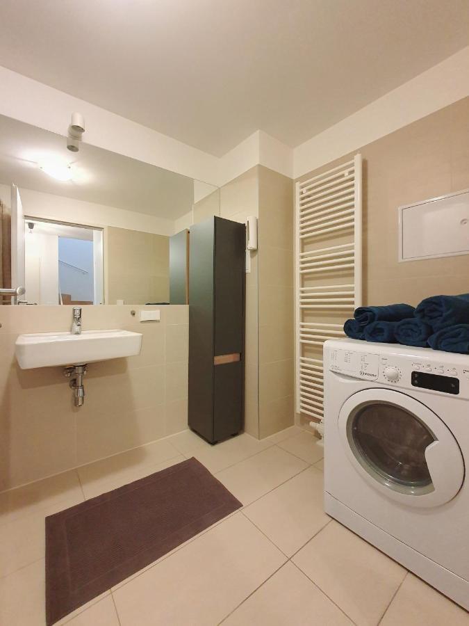 Near Lake Two Bedroom Duplex Apartment Vienna Esterno foto