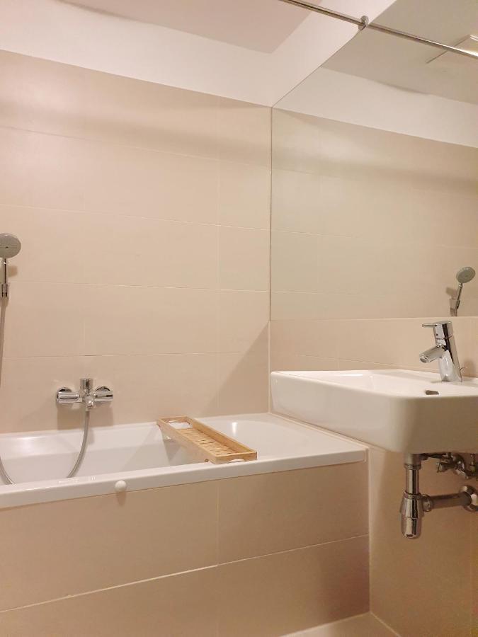 Near Lake Two Bedroom Duplex Apartment Vienna Esterno foto